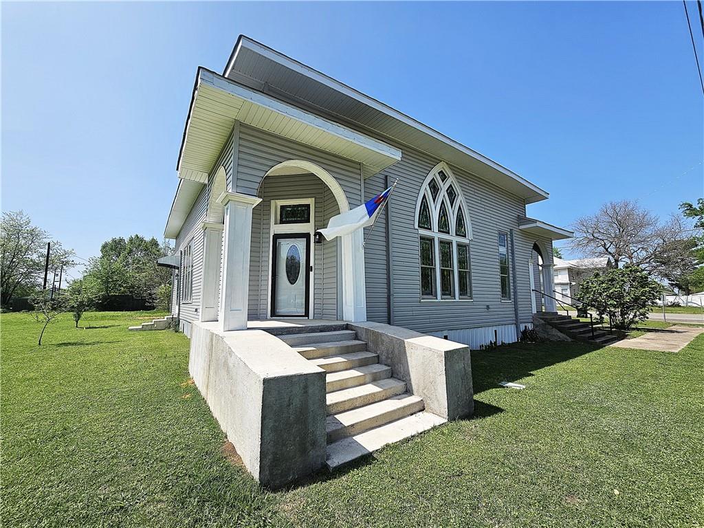 1100 Tyler Street Property Photo