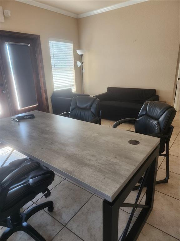 408 Sapphire Boulevard Property Photo 7