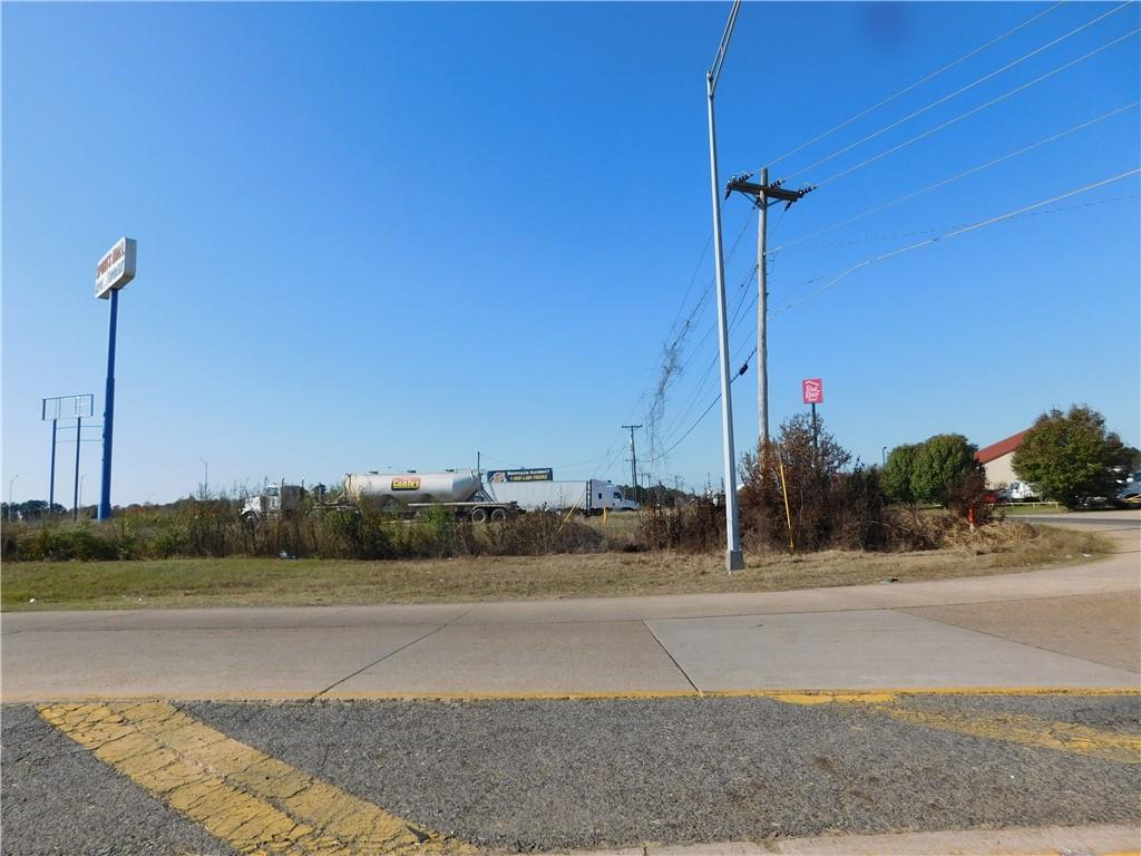 7295 Greenwood Road Property Photo 8
