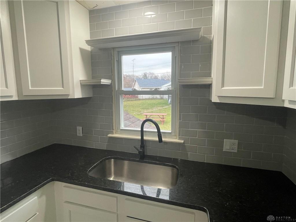 156 Mertland Avenue Property Photo 8