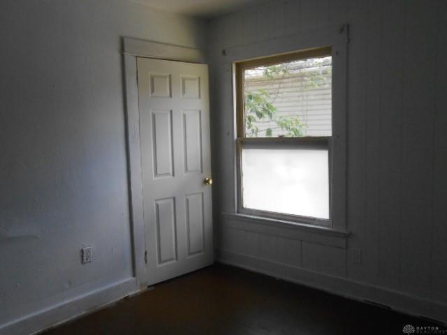 25-23 Cliff Street 23 Property Photo 9