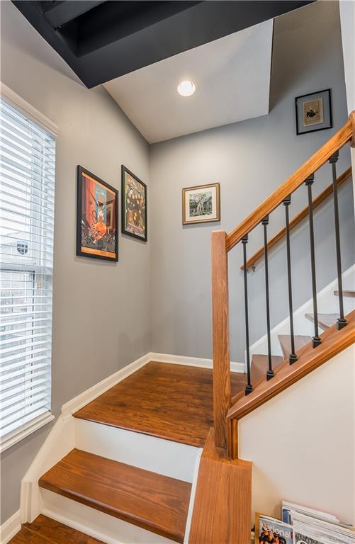 133 City Lights Drive Property Photo 19