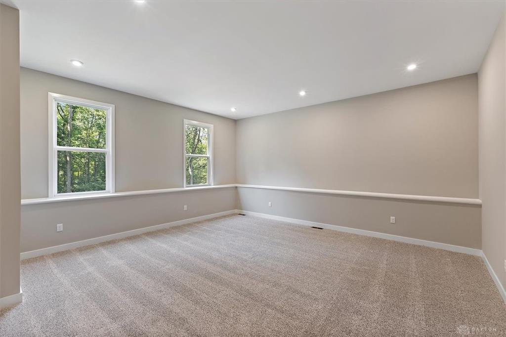 2574 Muirfield Drive Property Photo 11