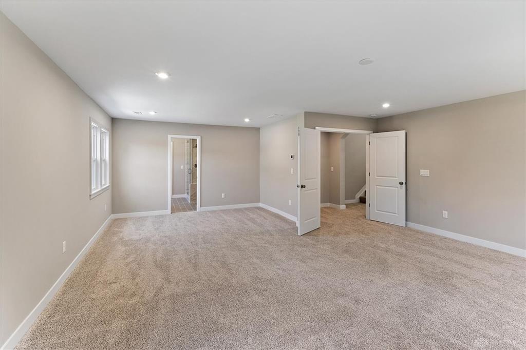 2574 Muirfield Drive Property Photo 19