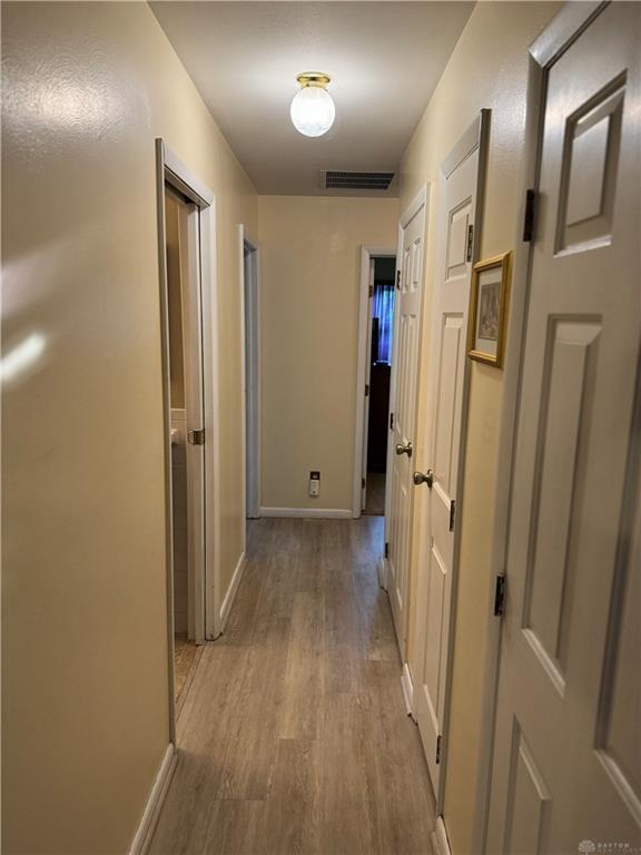 439 Poplar Street Property Photo 8
