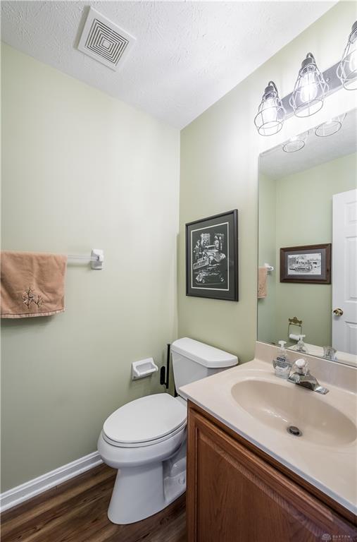 4553 Larch Tree Court Property Photo 26