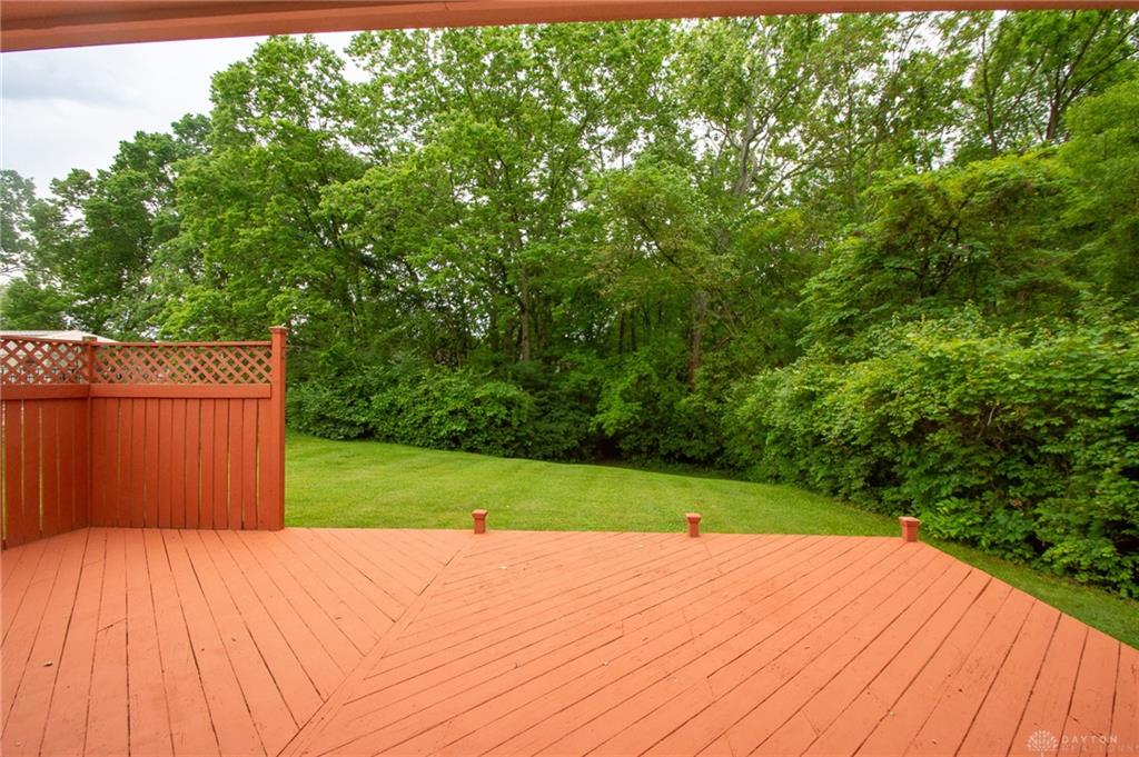 211 Lawndale Ave Property Photo 24