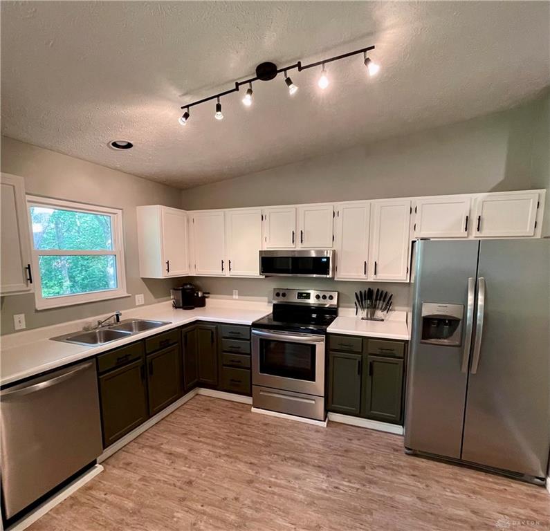 608 Fox Chase Way Property Photo 12