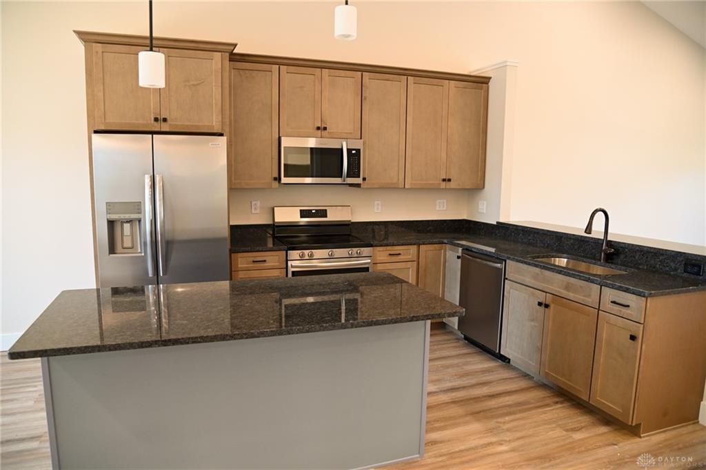 435 Reed Property Photo 8