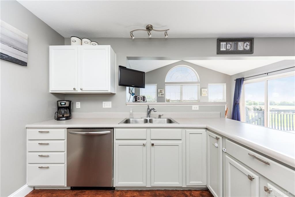 30 Village Court Property Photo 10