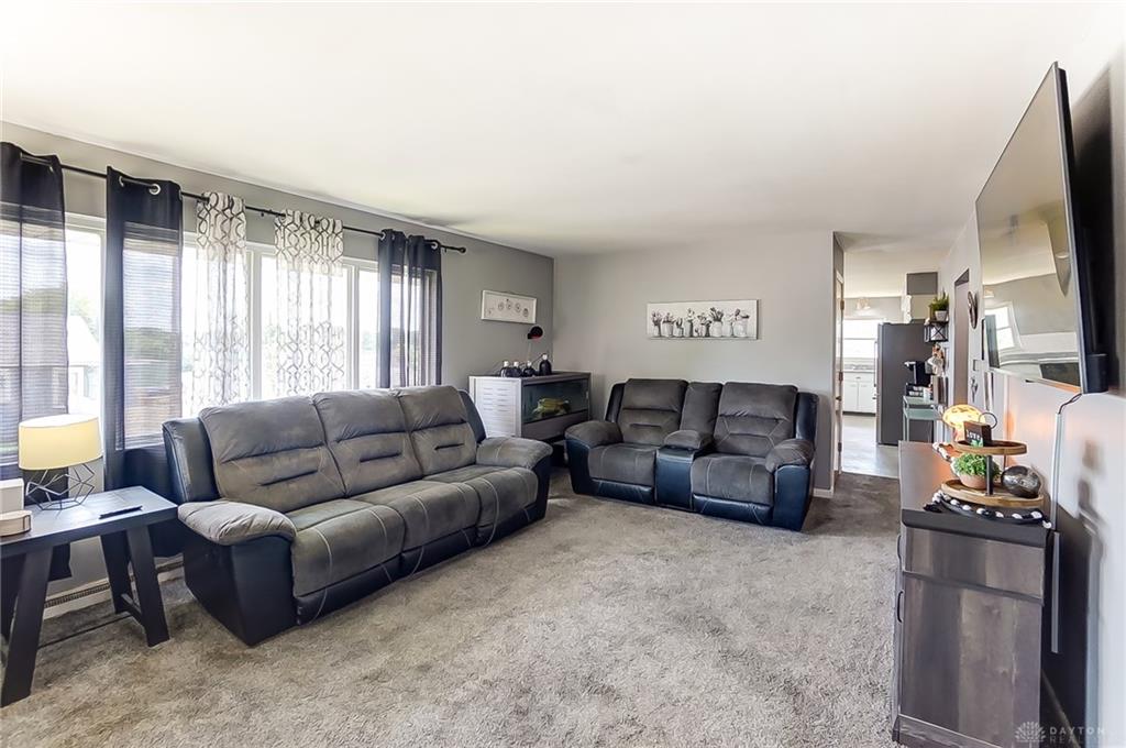 1027 Pine Street Property Photo 5