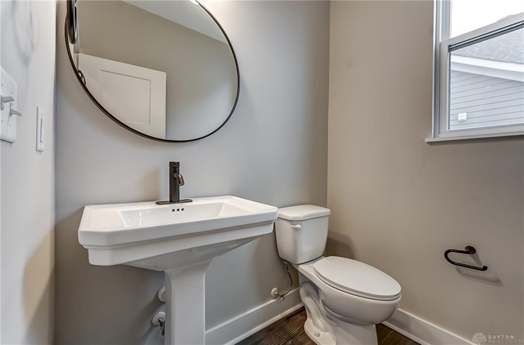 505 Creekside Lane Property Photo 7