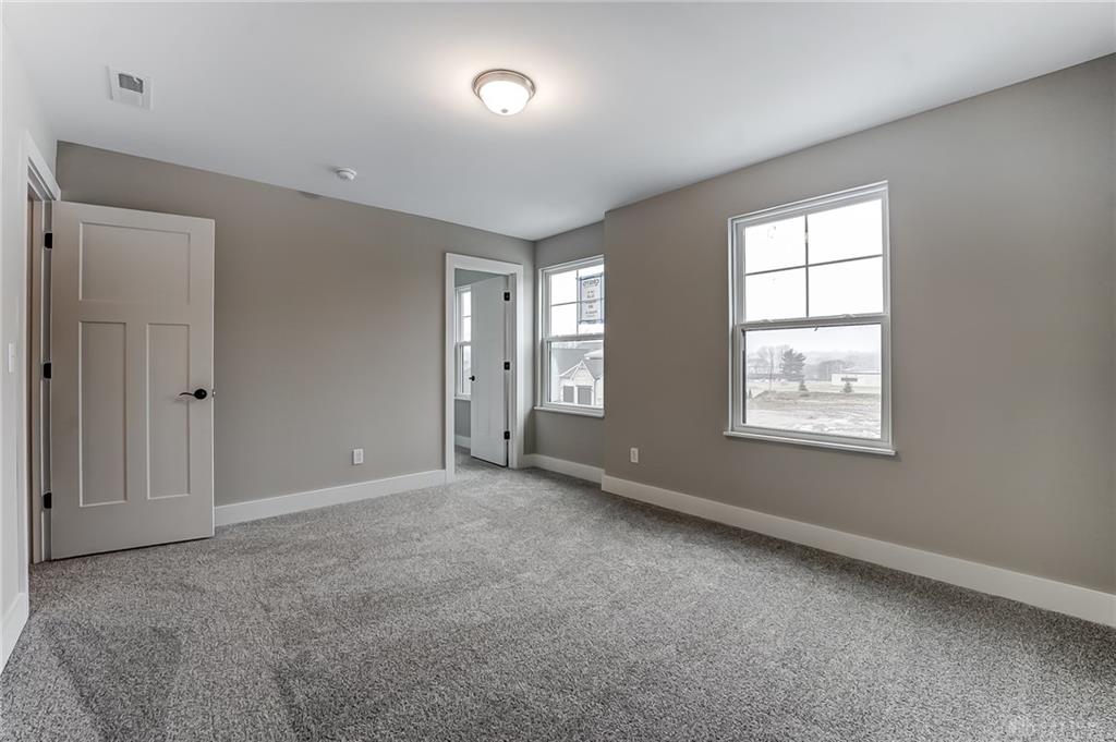 505 Creekside Lane Property Photo 14