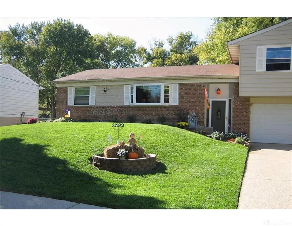 6047 Morningside Drive Property Photo 2