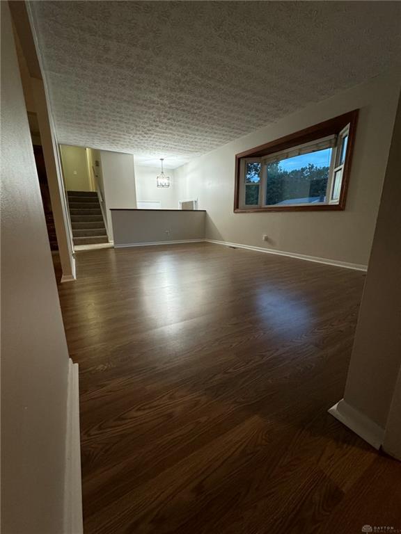 6047 Morningside Drive Property Photo 3