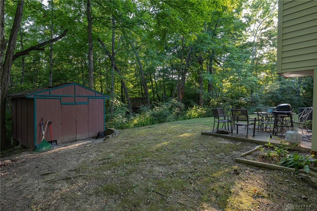 565 Williamsburg Court Property Photo 31