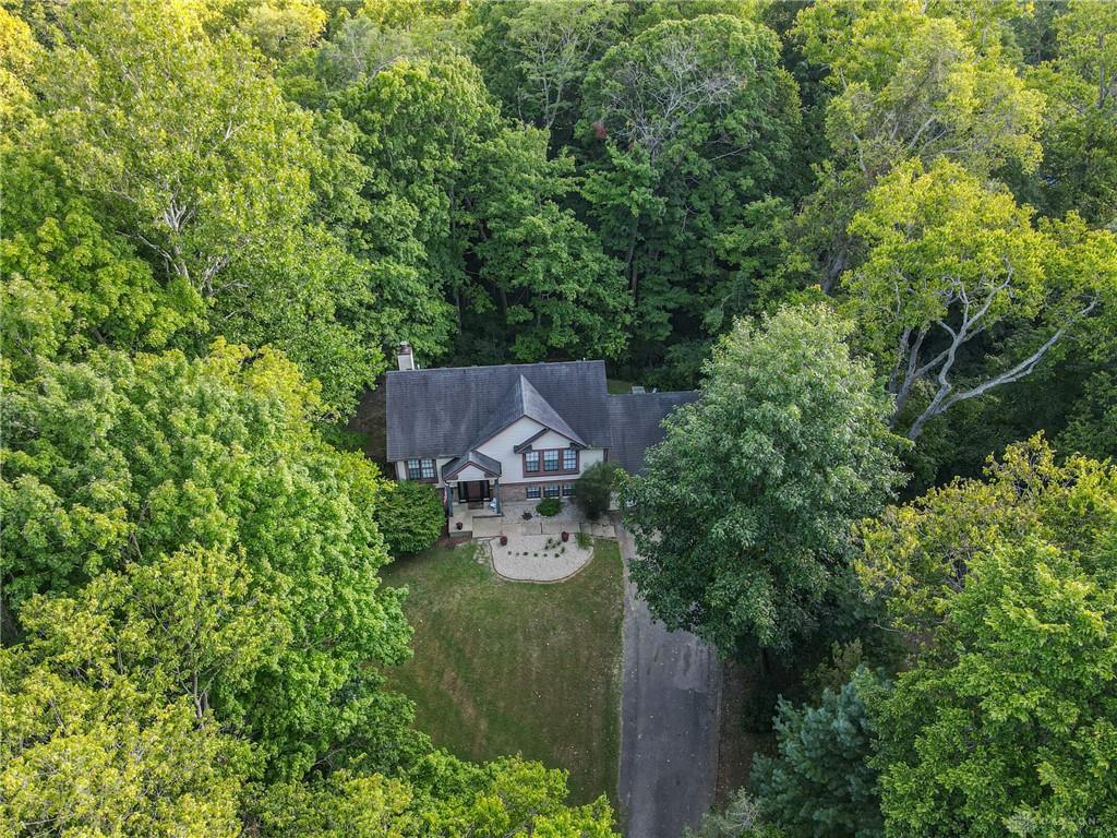 565 Williamsburg Court Property Photo 35