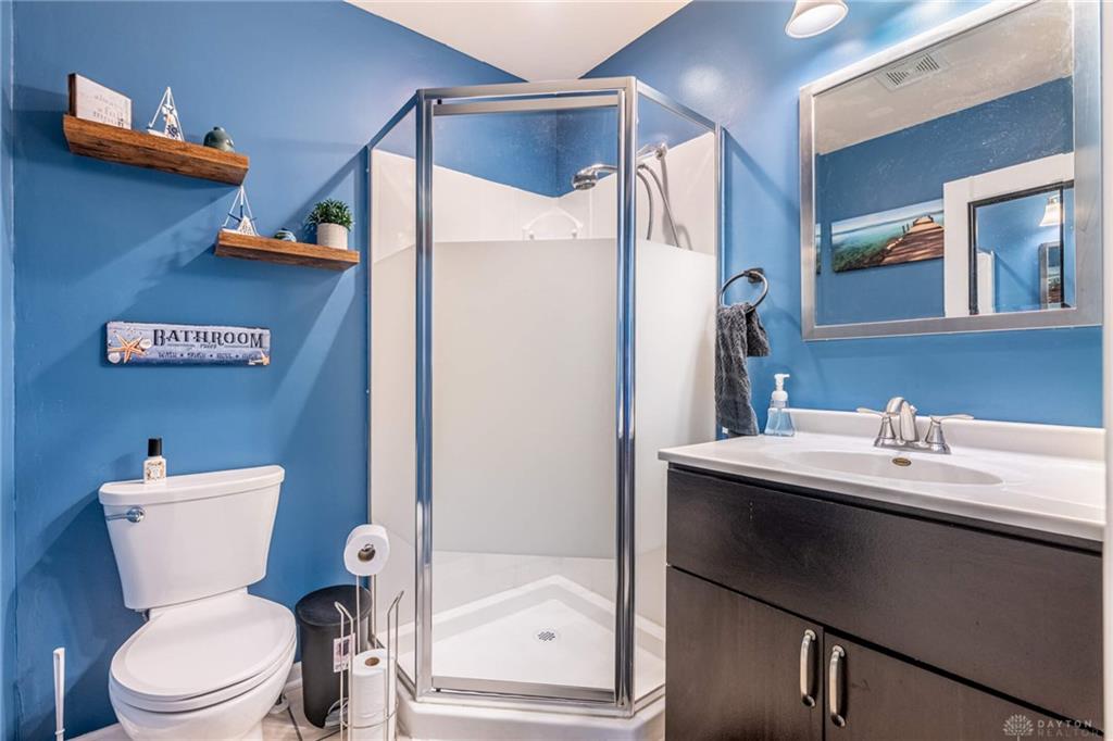 565 Williamsburg Court Property Photo 45