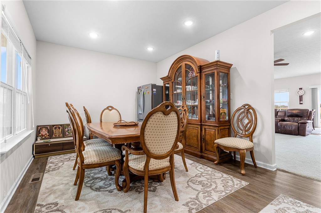 3266 Heatherstone Drive Property Photo 12