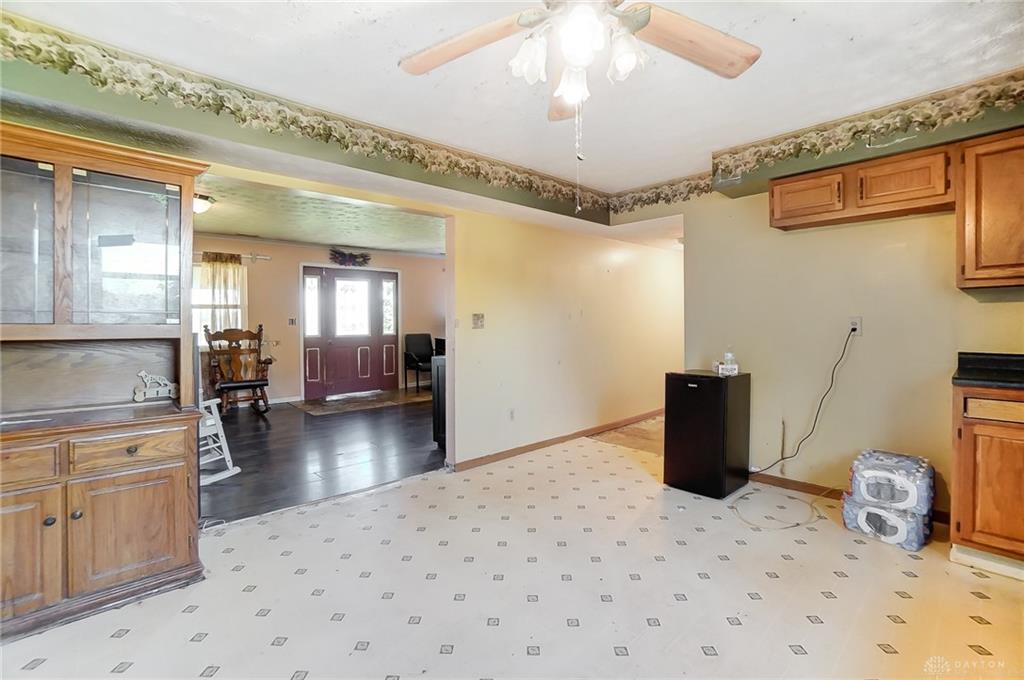 1292 E Jackson Property Photo 13