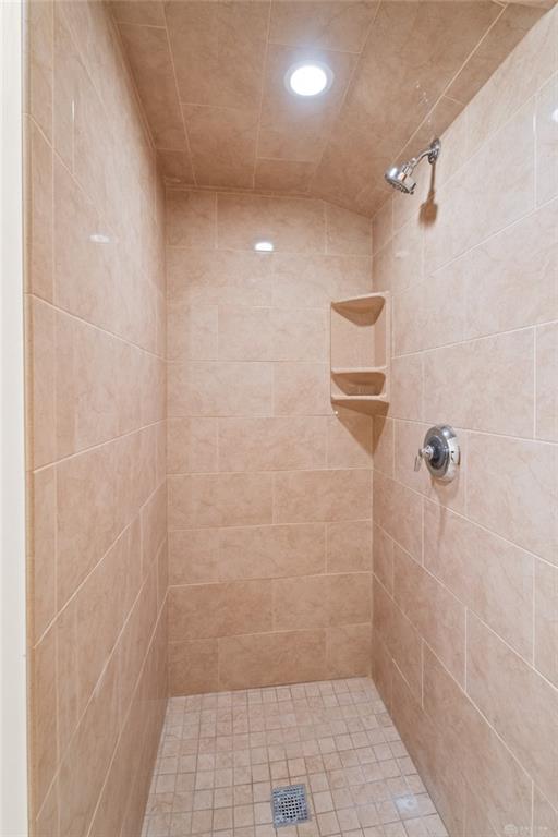 2420 Ridgeway Rd Property Photo 27