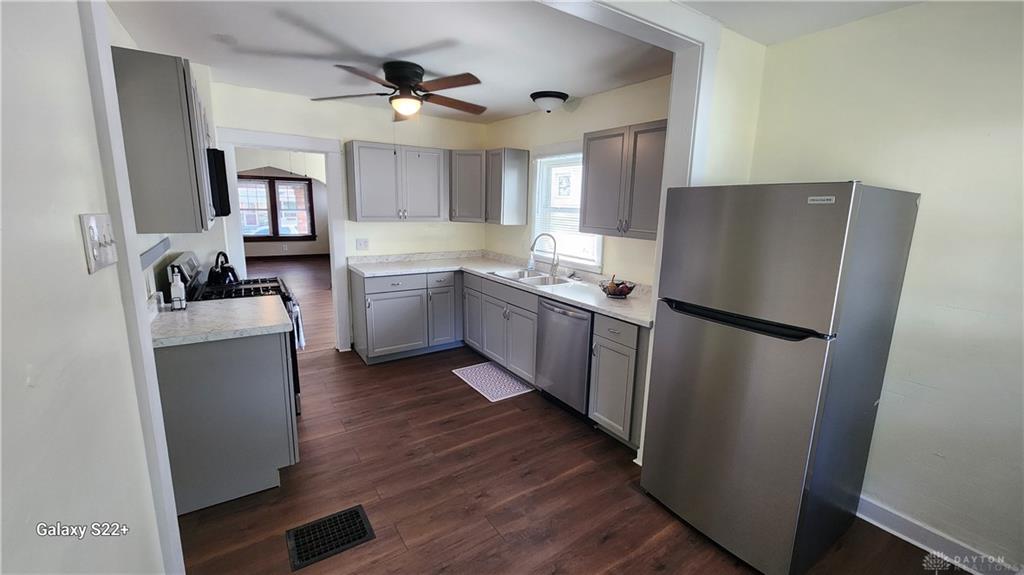 3145 Elliot Avenue Property Photo 16