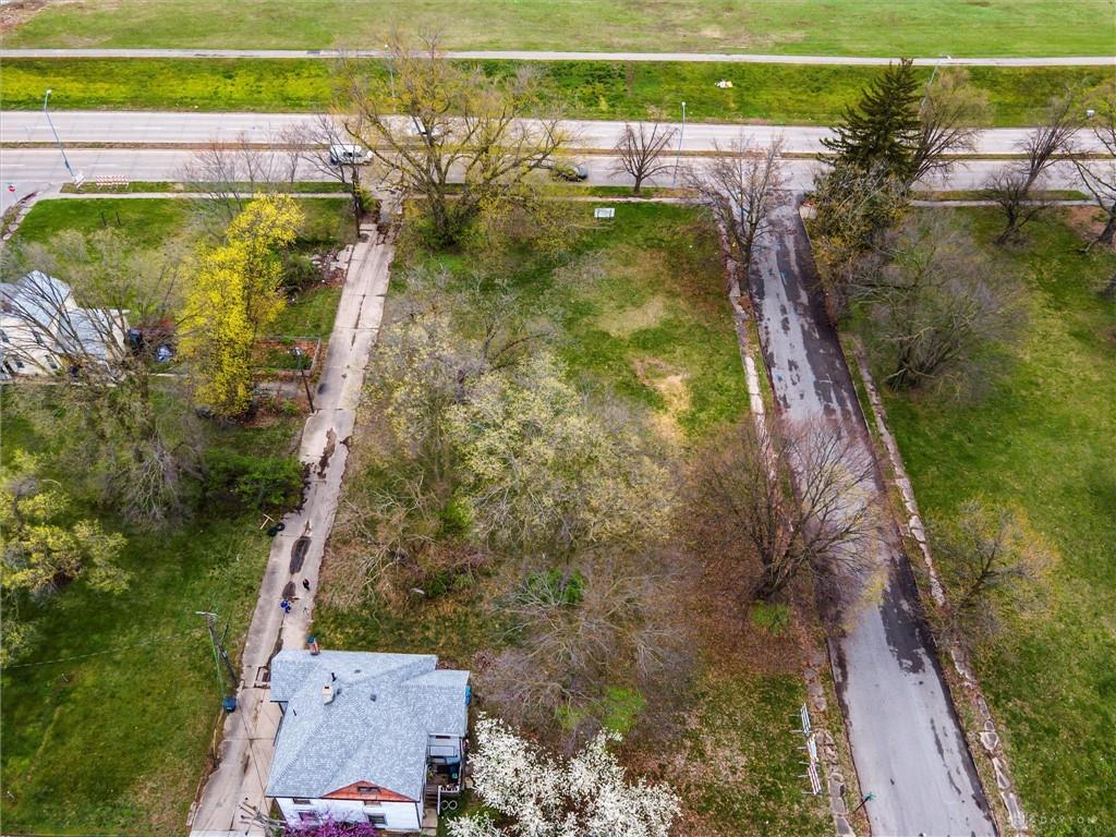 601 Riverside Property Photo 7
