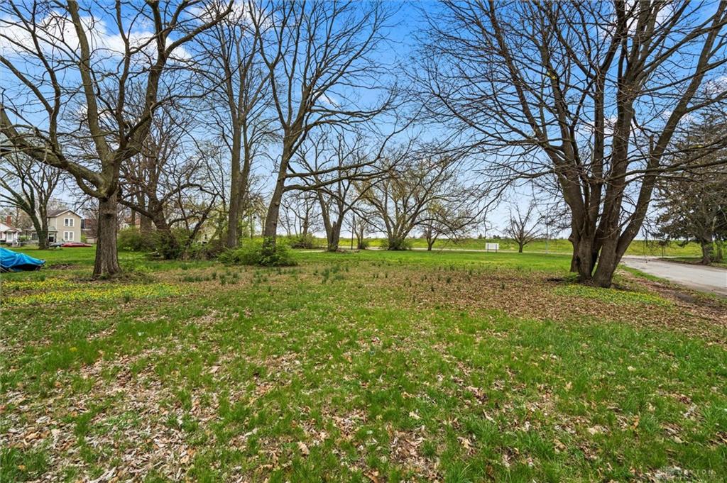 601 Riverside Property Photo 13