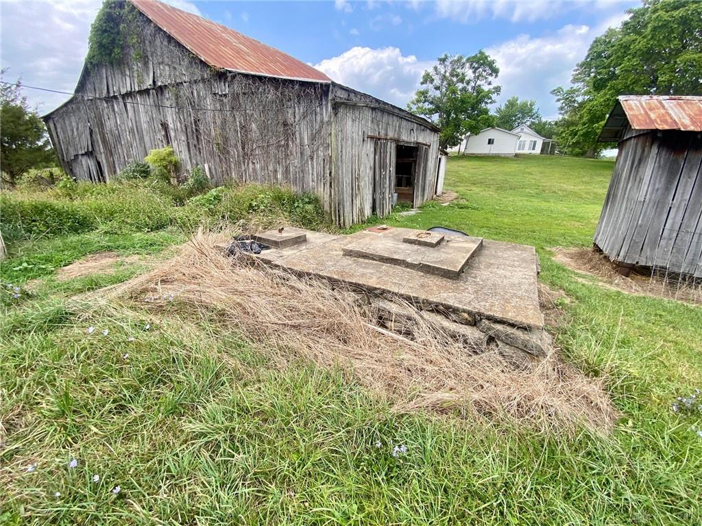 10242 Hickory Ridge Road Property Photo 14