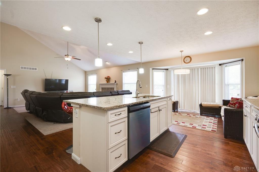 1527 Meadow View Lane Property Photo 22