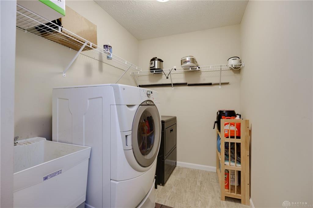 1527 Meadow View Lane Property Photo 24