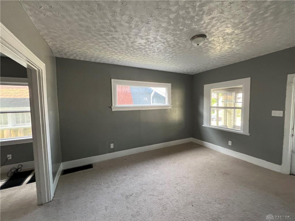 1128 Vernon Dr Property Photo 11