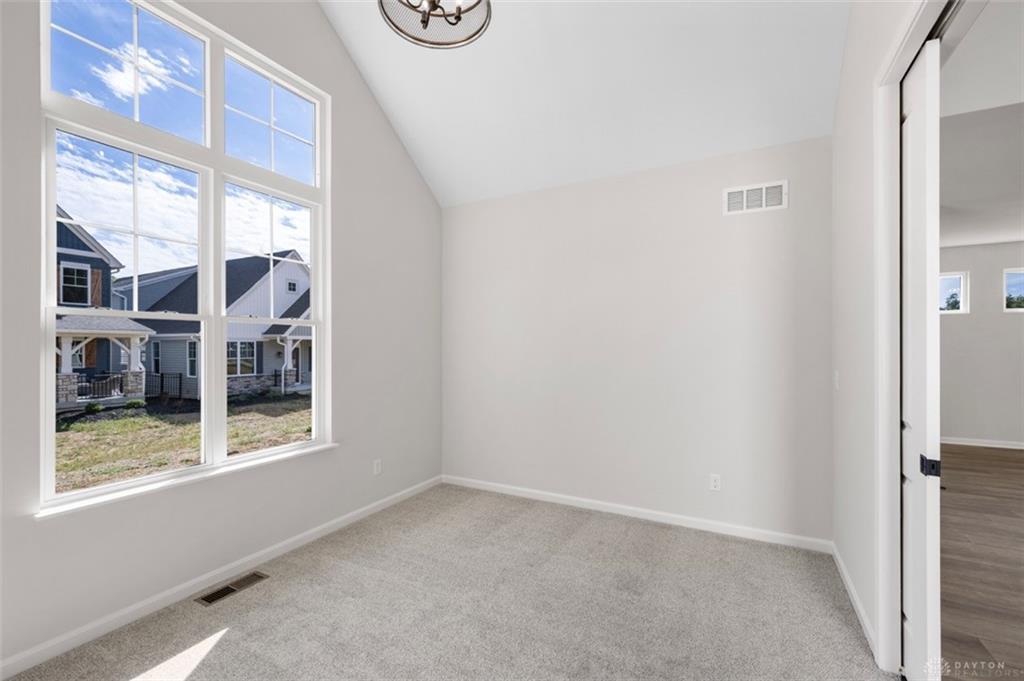985 Larkspur Drive Property Photo 13
