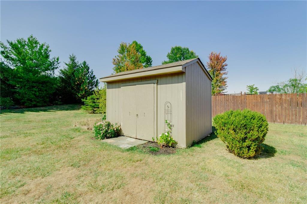 445 Sharon Court Property Photo 28