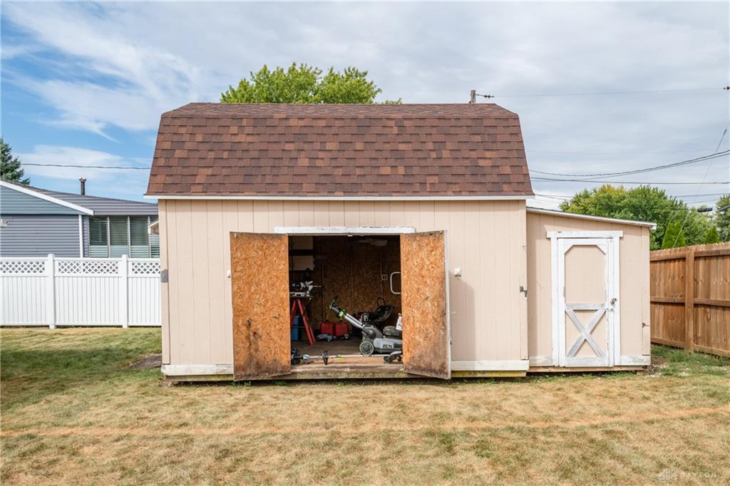 18 Stratmore Street Property Photo 25