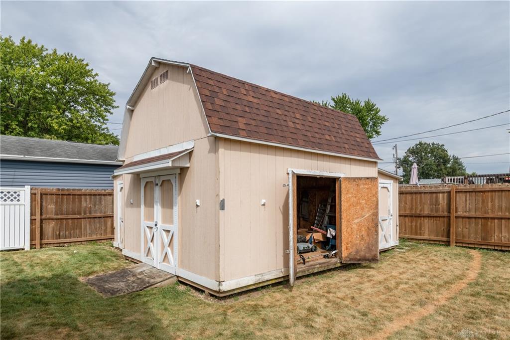 18 Stratmore Street Property Photo 26
