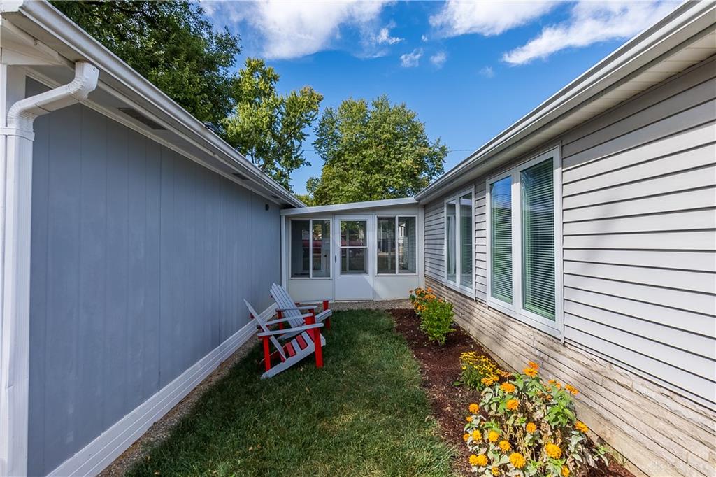 1404 Covent Road Property Photo 29