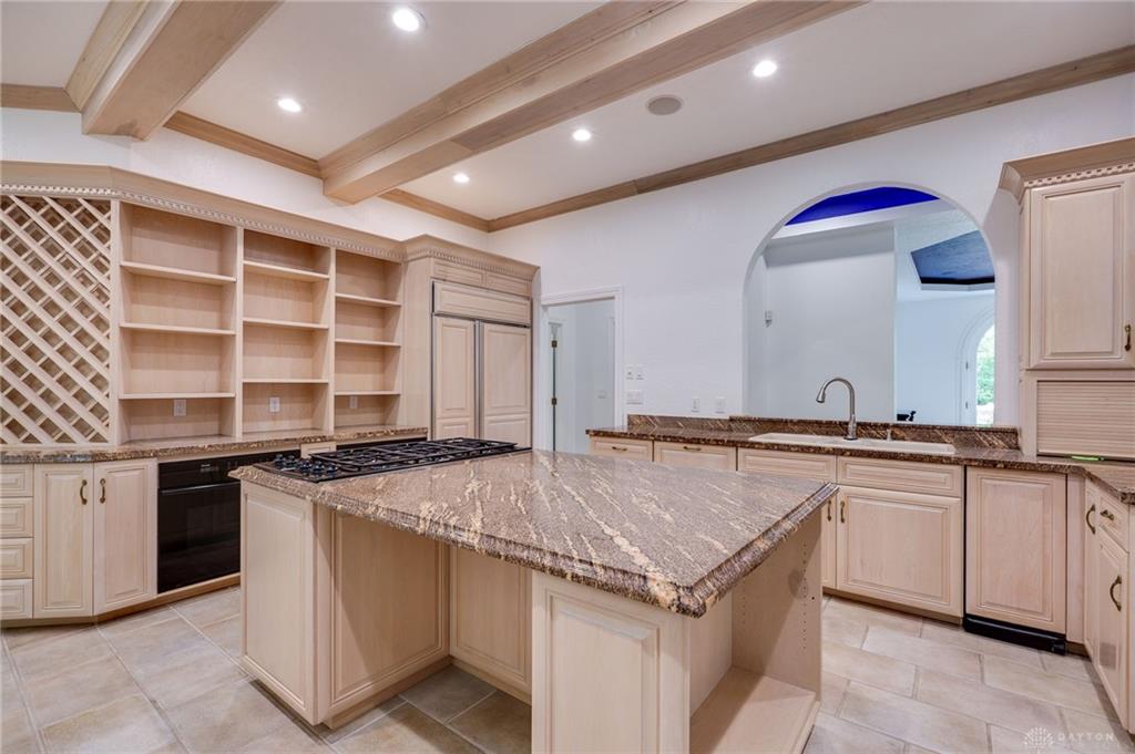 1658 W Alex Bell Road Property Photo 20