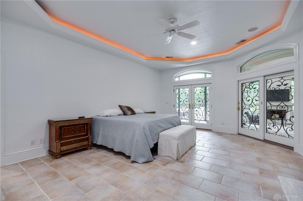 1658 W Alex Bell Road Property Photo 24