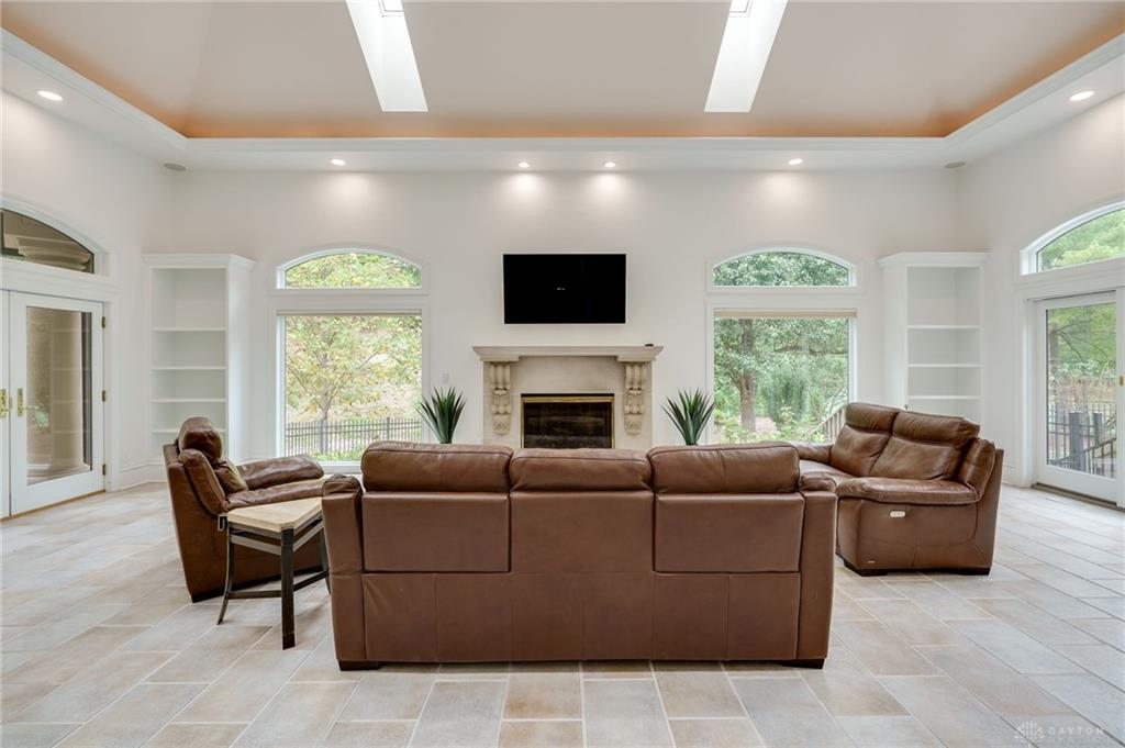 1658 W Alex Bell Road Property Photo 35