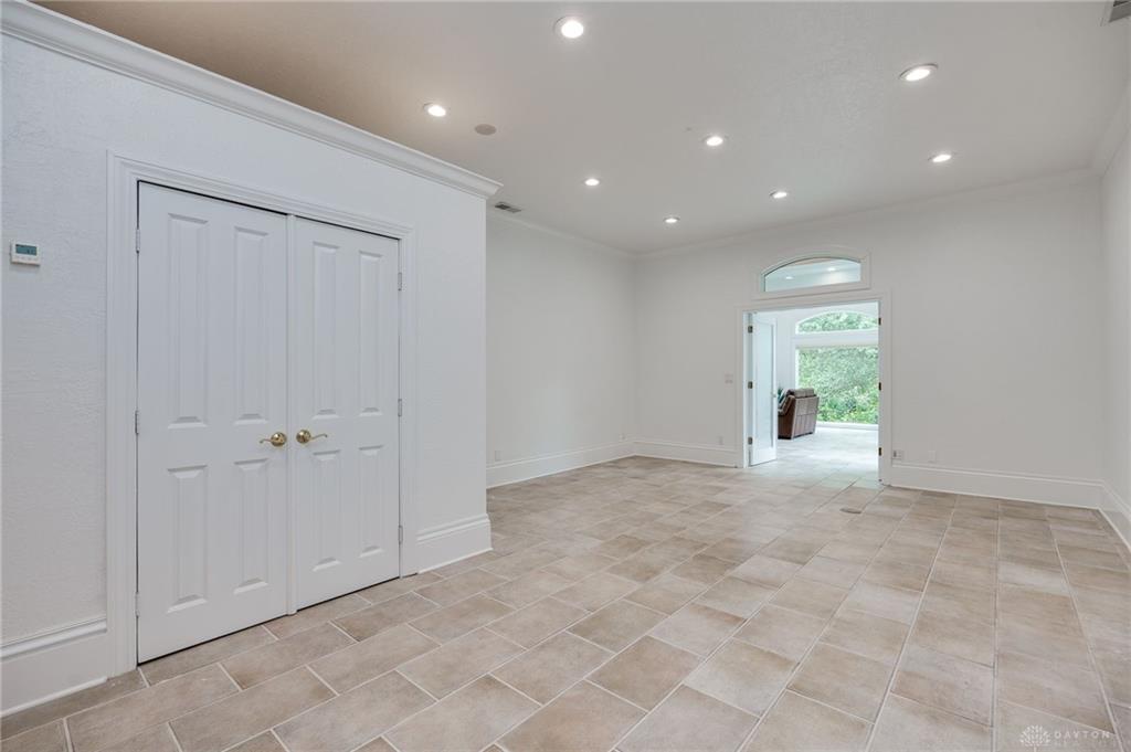 1658 W Alex Bell Road Property Photo 39