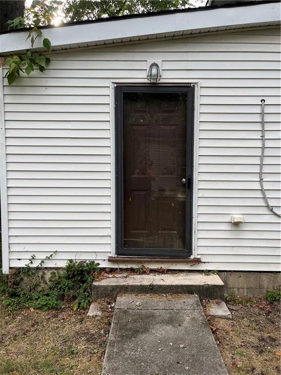 149 E 3rd Street Property Photo 11
