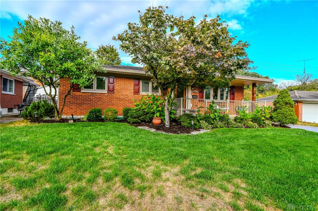 4527 Amesborough Road Property Photo 4