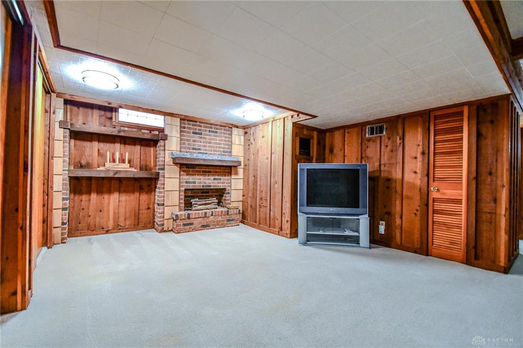 4527 Amesborough Road Property Photo 24