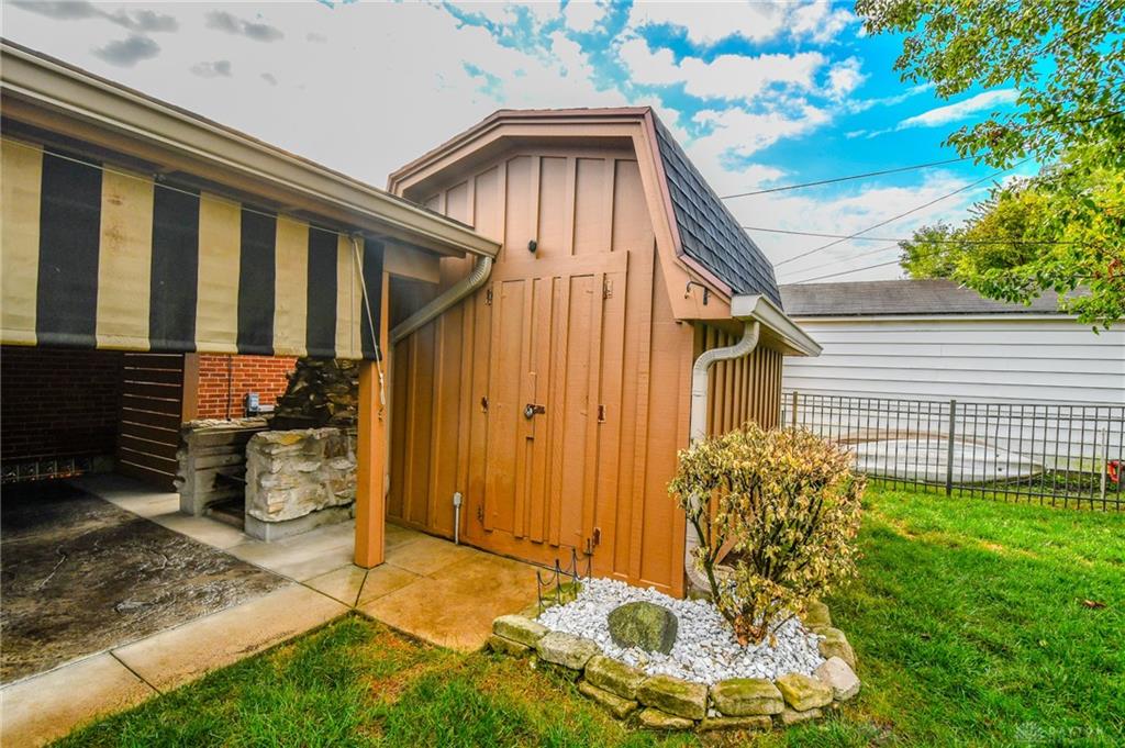 4527 Amesborough Road Property Photo 33