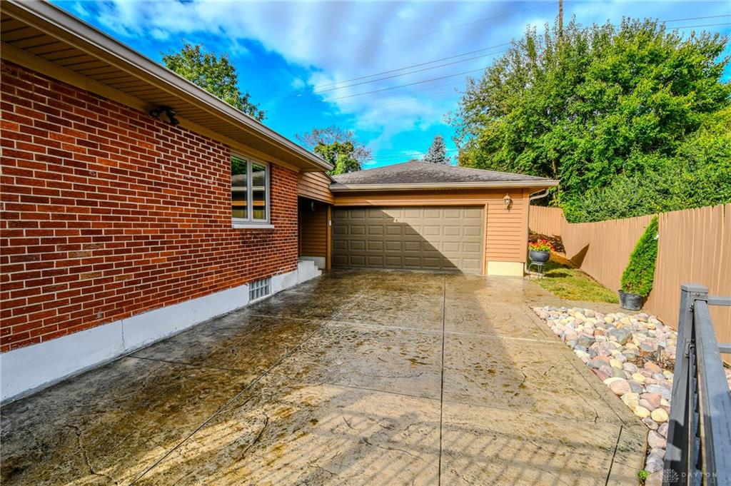 4527 Amesborough Road Property Photo 37