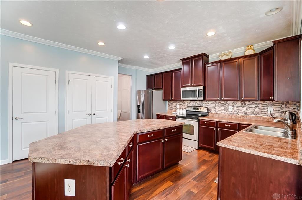 2218 Blazing Star Property Photo 9