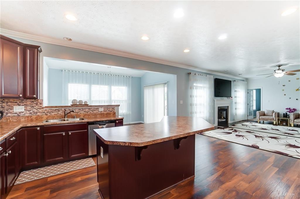 2218 Blazing Star Property Photo 11