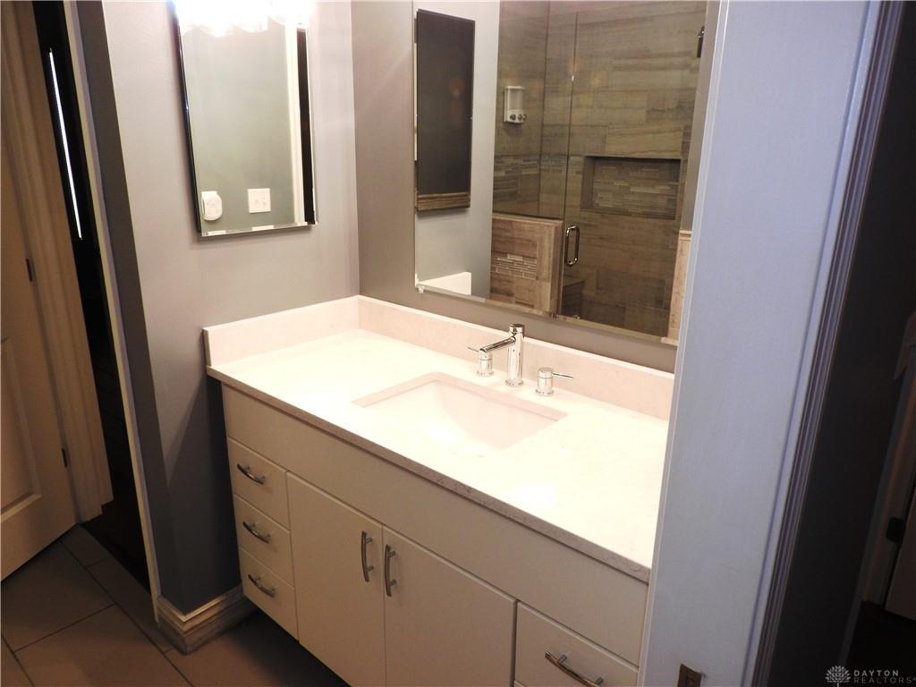 210 Harries Property Photo 13