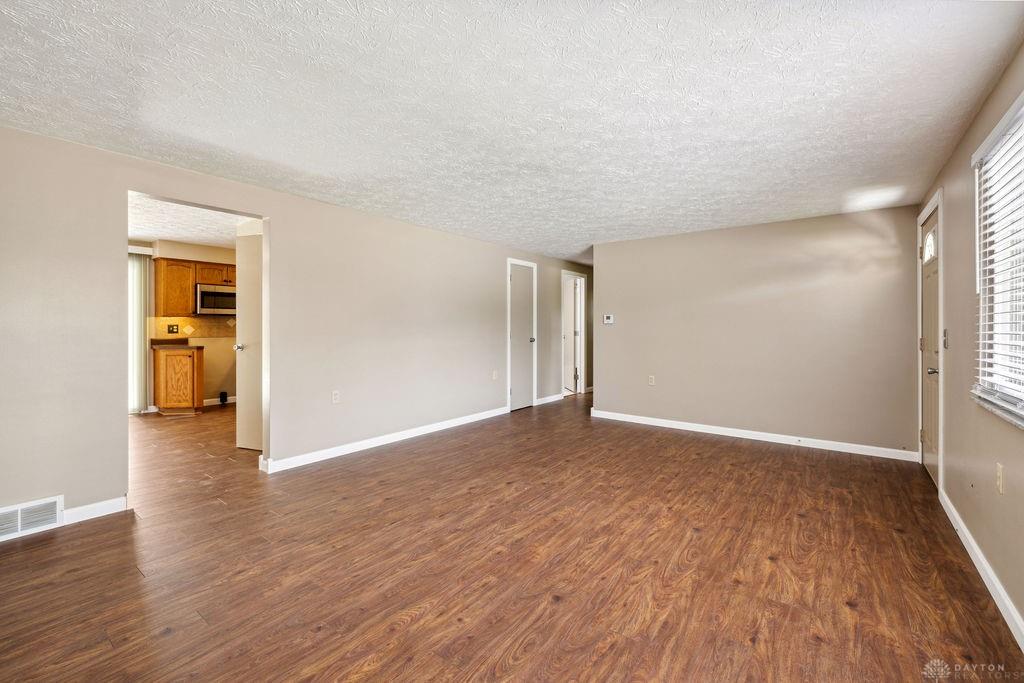 4130 Chalfant Drive Property Photo 7